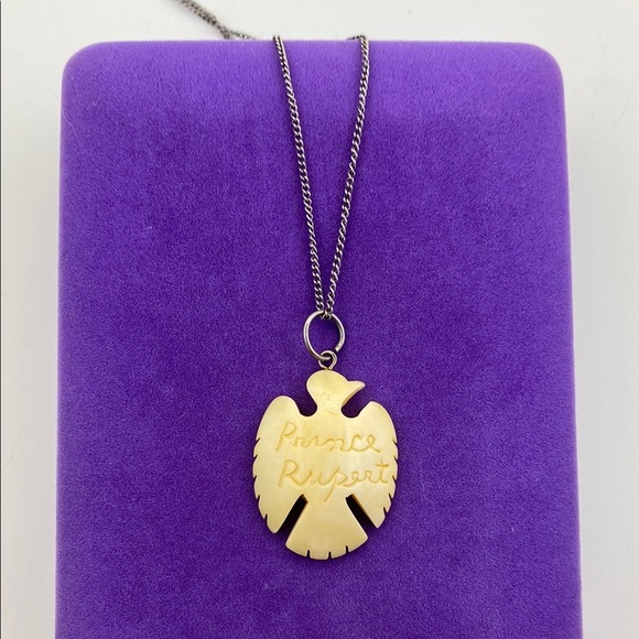 💛 Vintage Silver Carved Eagle Prince Rupert Necklace - Picture 1 of 4